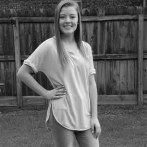 Meet your Posher, Alisha